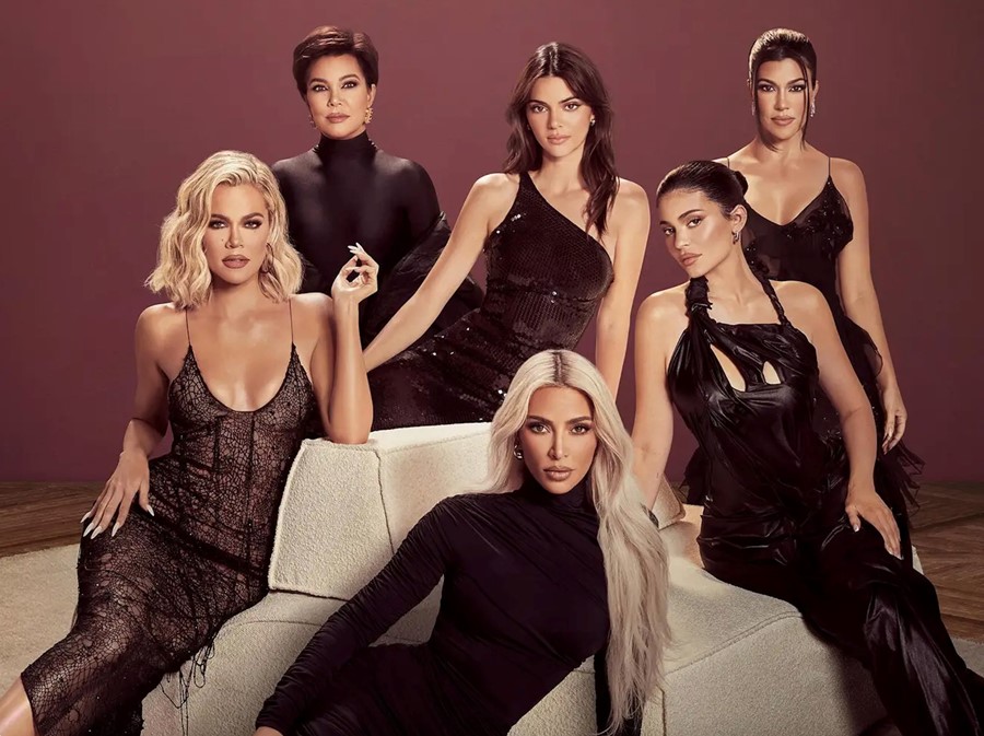 What is the relationship between the heat resistance and breathability of wigs